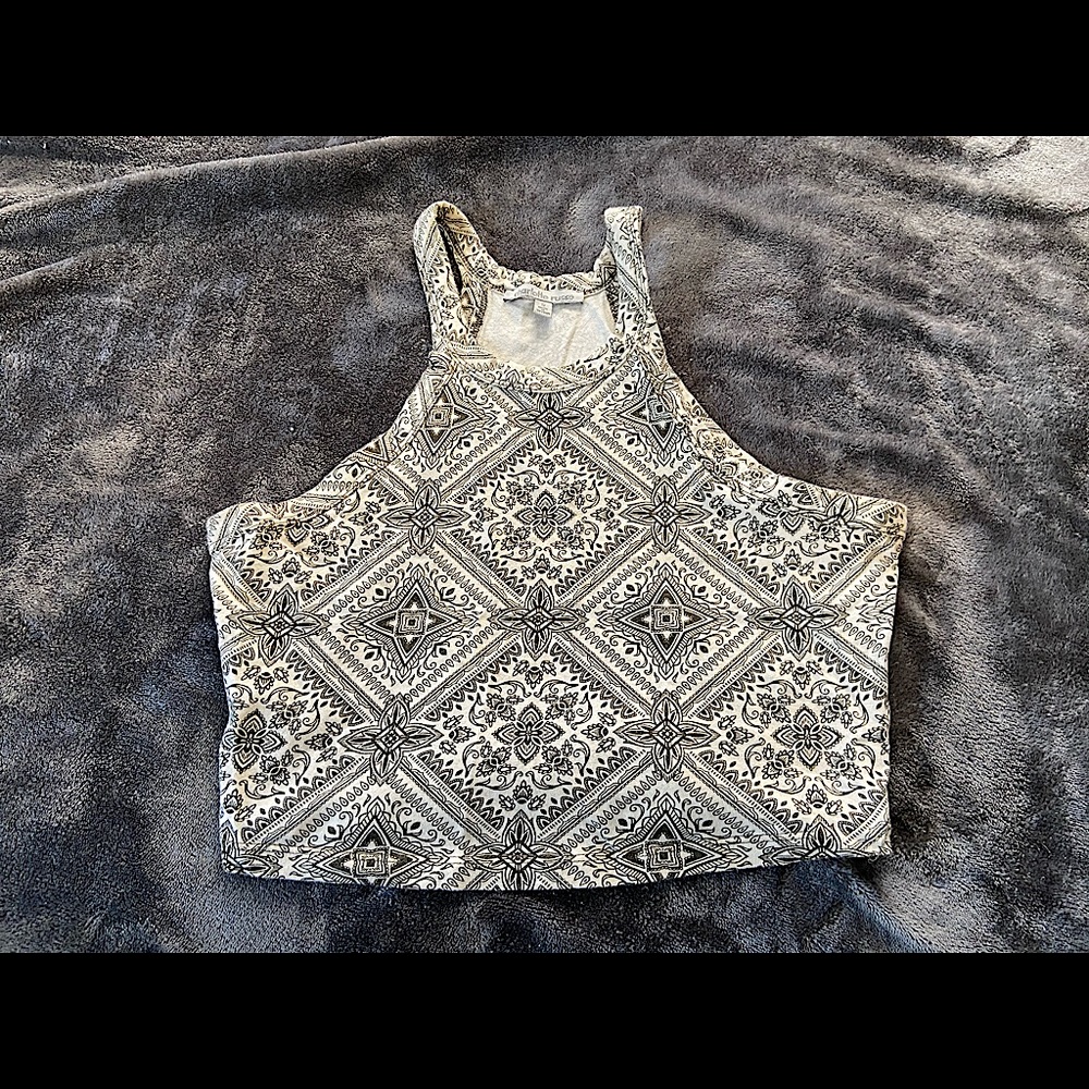Crop top tank top